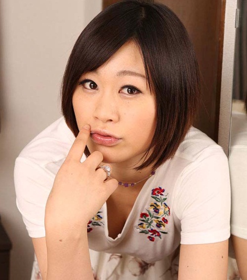 Manaka Shibuya - At The Class Reunion: Betraying Her Engagement