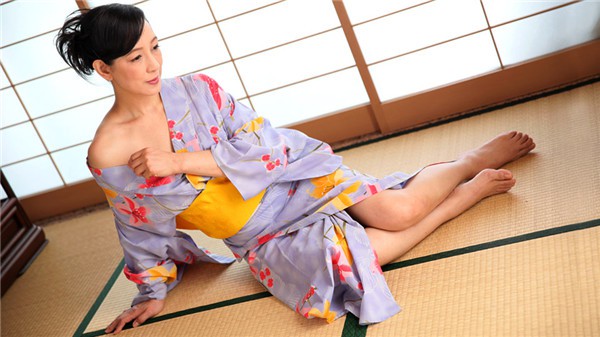 [Pacopacomama-063018_296] Memories of the Yukata of the finest Mature Woman-Heart is a maiden, feelings are ...-Reiko Hattori